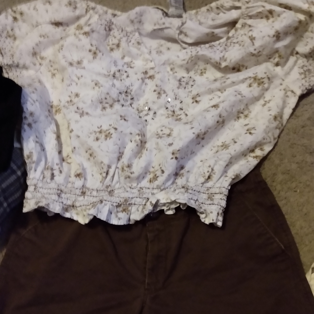 shorts - Picture 2 of 2